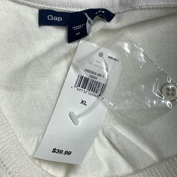 GAP Snowflake Milk White 3/4 Sleeve Crewneck Cardigan Sweater - Picture 4 of 7